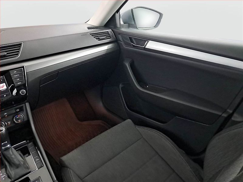 Škoda Superb (2016) Style 2.0 TSI, 4X4, Automat - fotka 8 z 23
