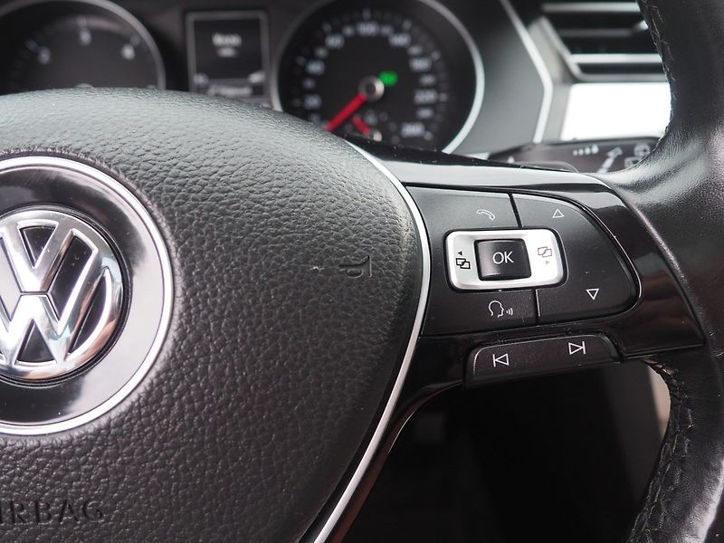 Volkswagen Passat (2016) 2.0 TDI 140 kW, DSG, 4Motion - fotka 27 z 48