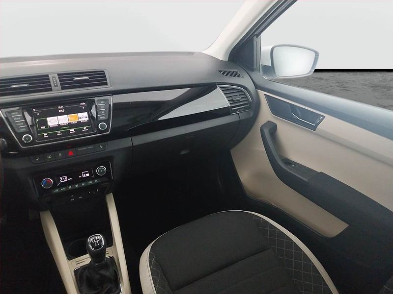 Škoda Fabia (2016) Ambition Plus 1.4 TDI, Navi - fotka 8 z 21