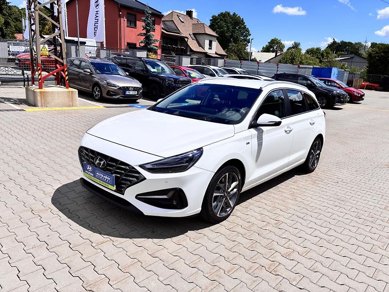 Hyundai i30 WG 1.5T-GDi 117kW DCT STYLE  - fotka 3 z 36