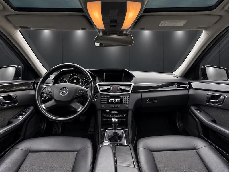 Mercedes-Benz Třídy E 2,1 220 CDI - fotka 9 z 10