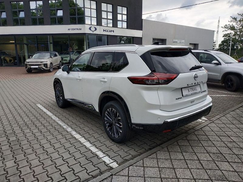 Nissan X-Trail E-POWER e-4ORCE TEKNA SKLADEM - fotka 7 z 28
