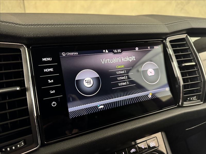 Škoda Kodiaq 2,0 TDi  DSG 4x4 L&K Virtual L - fotka 33 z 50