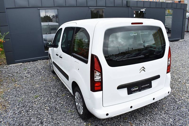 Citroën Berlingo 1,6 HDi MULTISPACE,1.M,SUPER - fotka 4 z 16