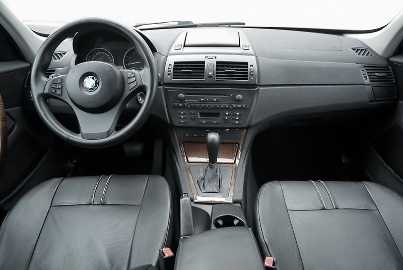 BMW X3 3.0d 150kW xDRIVE - fotka 13 z 20