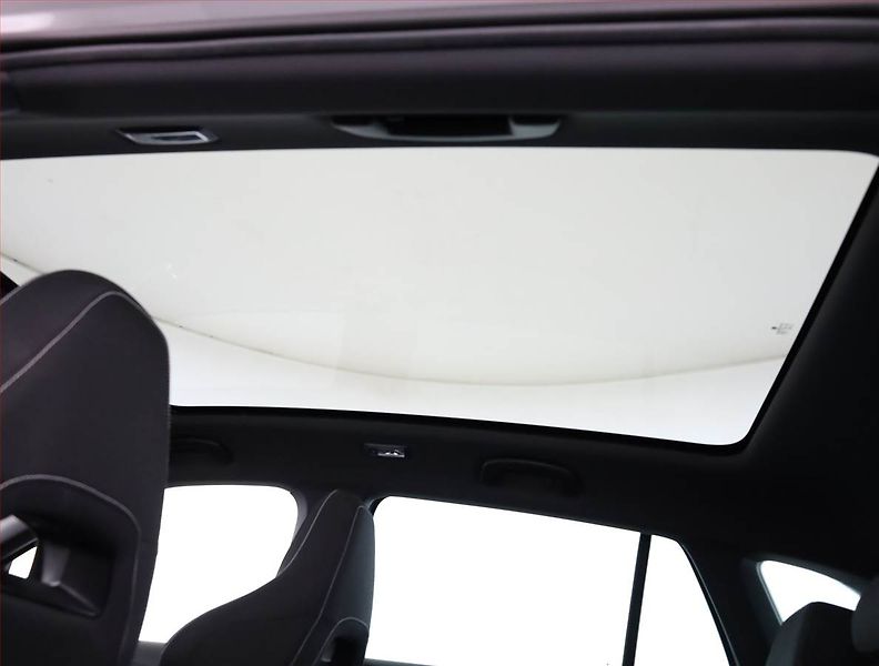 Škoda Scala (2021) Monte Carlo 1.0 TSI, Automat - fotka 18 z 20