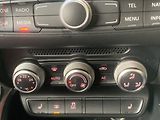 Audi A1 (2012) 1.6TDi, autoAC - náhled 18