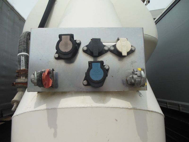 Feldbinder EUT 35.3, BPW, 2 komory, 35m3, - fotka 29 z 32