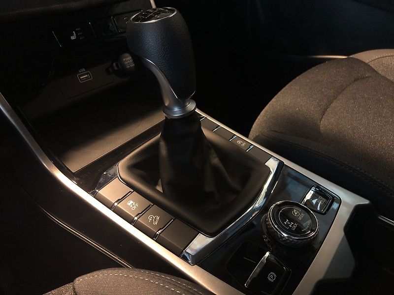 KGM Korando (2026) Style+ AWD M6 - fotka 18 z 19