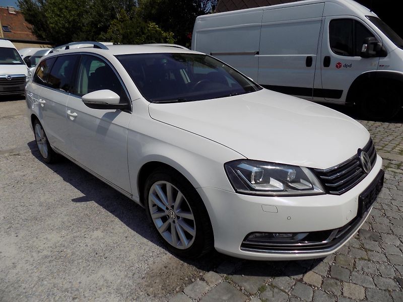 Volkswagen Passat 2,0 TDI 130 KW ALCANT. VÝHŘEV - fotka 5 z 61