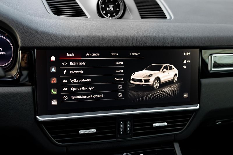 Porsche Cayenne (2023) COUPE PLATINUM EDITION - fotka 27 z 33