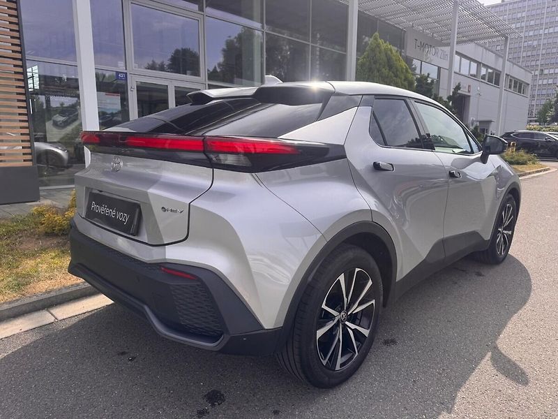 Toyota C-HR 1.8 Style - fotka 3 z 13