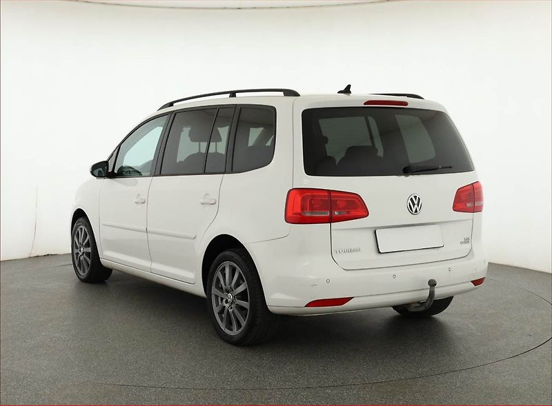 Volkswagen Touran (2011) 1.6 TDI, Serv.kniha, Navi - fotka 4 z 13