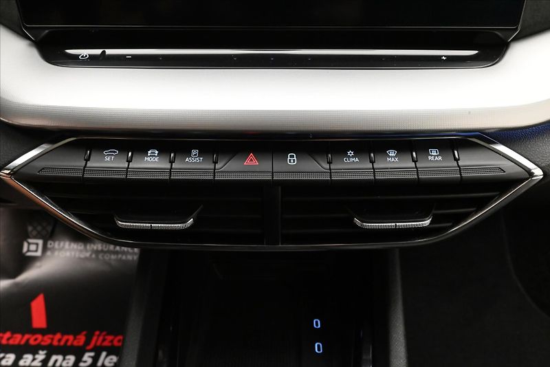 Škoda Octavia 1,5 TSI 110kW Style Manuál Zár - fotka 21 z 32