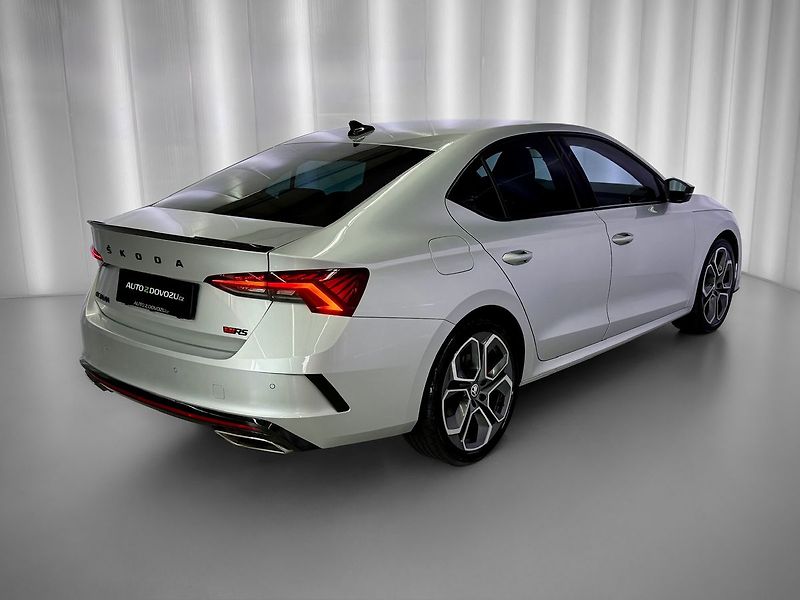 Škoda Octavia 2.0 TSI 180KW DSG RS, HUD, WEB - fotka 7 z 30
