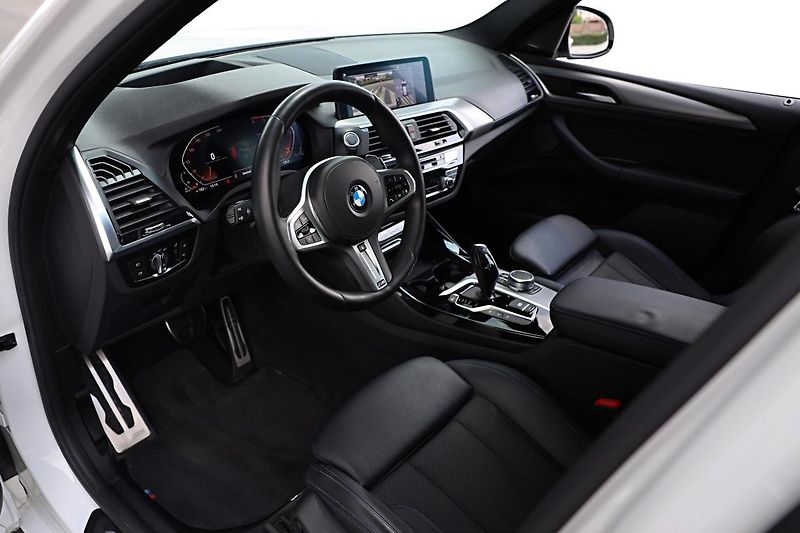 BMW X3 xDrive20d - fotka 8 z 14