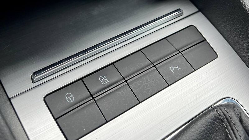 Škoda Octavia (2018) III FL COMBI 2.0 TDI DSG - fotka 24 z 28