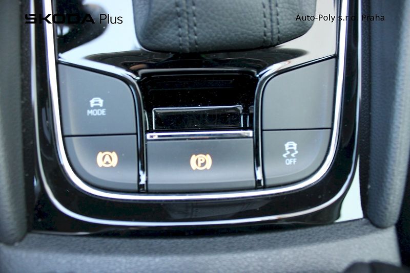 Škoda Karoq (2023) 2.0 TDI 110 kW Style - fotka 16 z 25