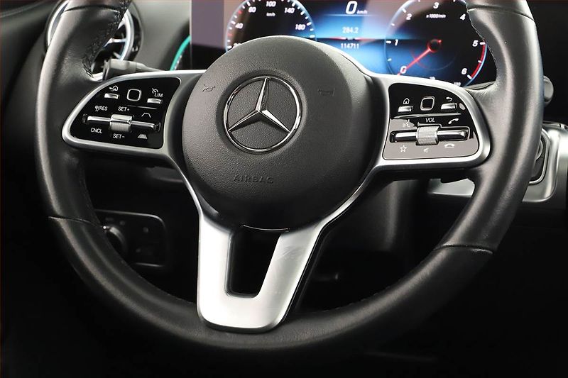 Mercedes-Benz GLB (2023) 200 d - fotka 20 z 21