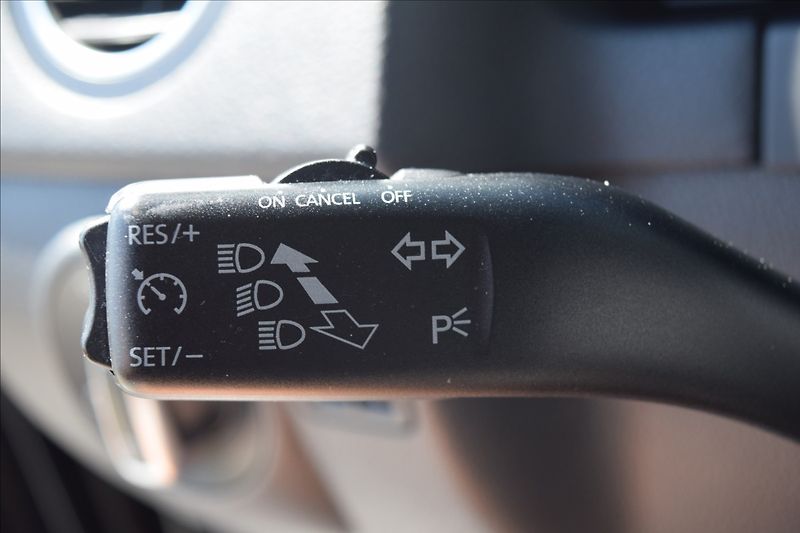 Volkswagen Golf Plus 1,4 i 59KW VÝHŘEV NAVI ALU - fotka 32 z 46