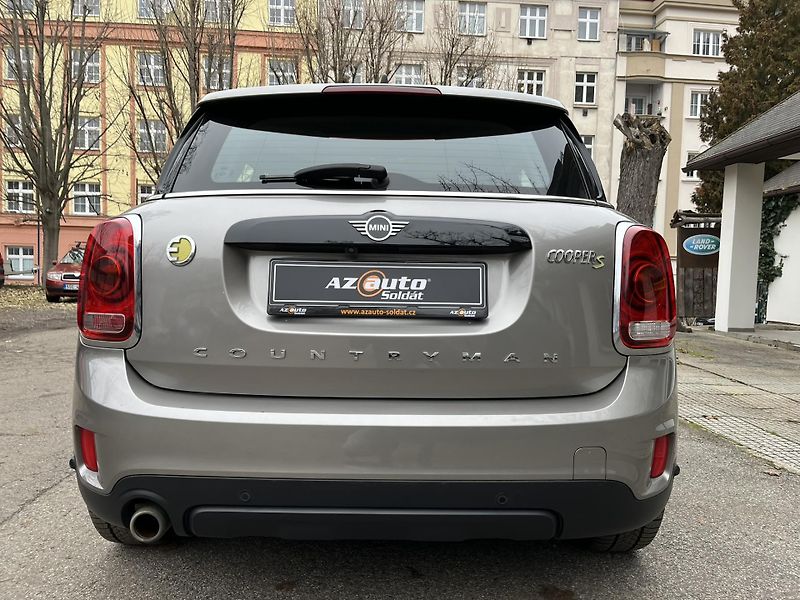 Mini Countryman (2019) COOPER SE ALL4 - fotka 12 z 37