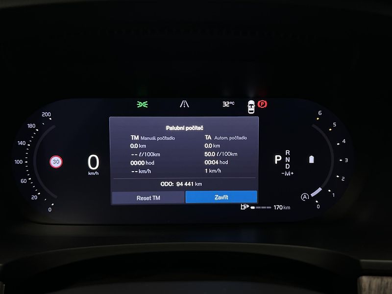 Volvo V90 CC B4 AWD PLUS AUT - fotka 25 z 45