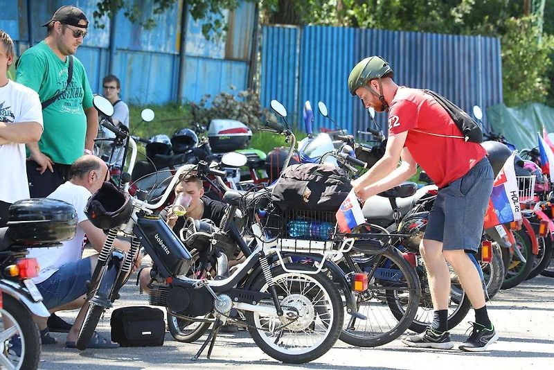 Moped sraz v Brně-Chrlicích