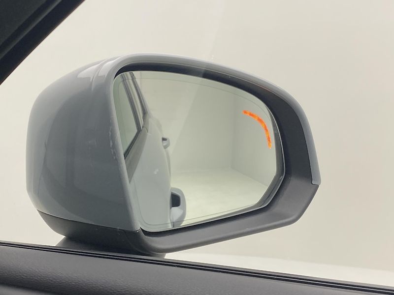 Volvo XC40 B4 CORE AUT  - fotka 32 z 49