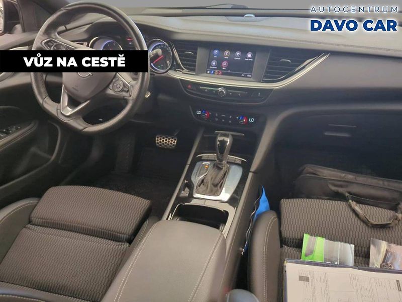 Opel Insignia 2,0 128kw Elegance Aut. CZ DPH - fotka 4 z 11