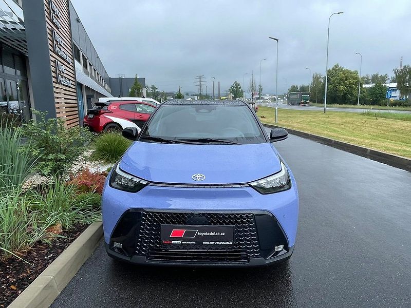 Toyota Aygo 1.5 Hybrid automat Style - fotka 4 z 27