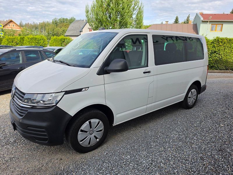 Volkswagen Transporter (2022) T6.1  2.0 TDI 9 míst - fotka 6 z 20