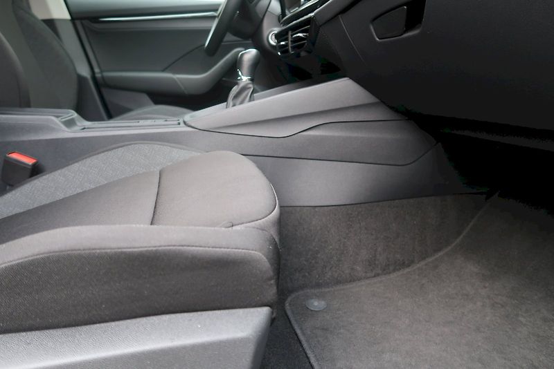 Škoda Octavia (2023) Activ 1.0 TSi/ 81 kW - fotka 15 z 32