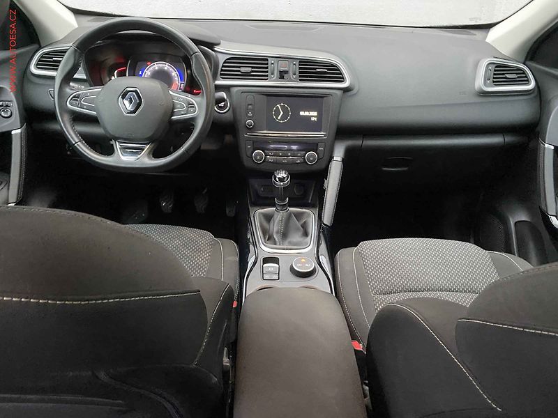 Renault Kadjar (2016) 1.2TCe, Zen, navi, kamera - fotka 8 z 17