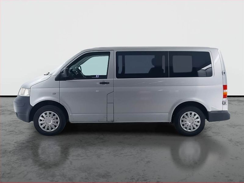 Volkswagen Transporter (2009) 2.5 TDI, Bus, 6Míst, ČR - fotka 3 z 12