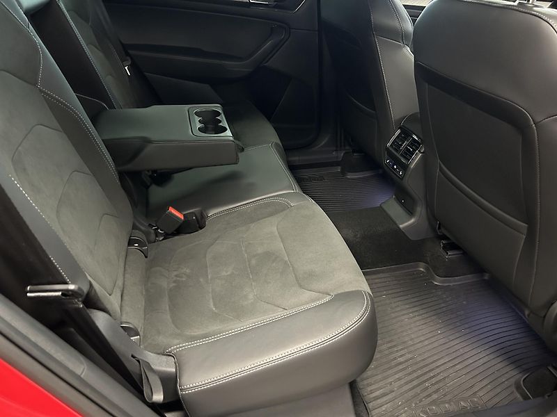 Škoda Kodiaq (2023) 2.0TDi DSG Style Exclusive 4x4 - fotka 35 z 43