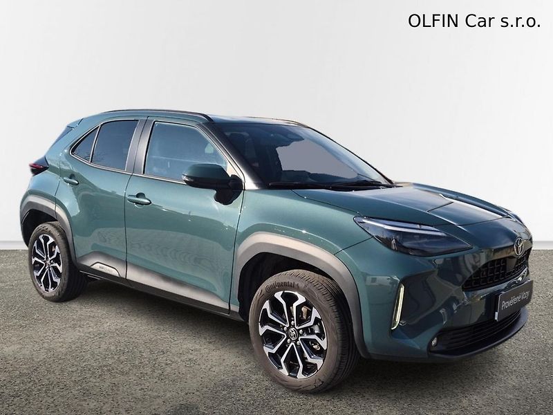 Toyota Yaris Cross 1,5 HEV FWD Style 96 kW - fotka 5 z 24