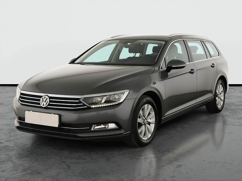 Volkswagen Passat (2016) 1.6 TDI, Navi, Tempomat - fotka 2 z 15