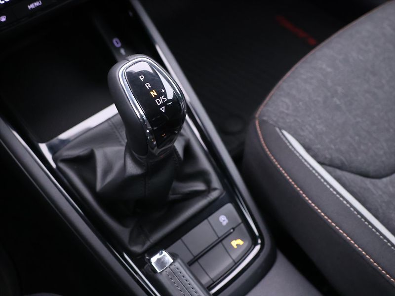 Škoda Kamiq 1.0 TSI 81kW DSG CZ Style DPH - fotka 24 z 33