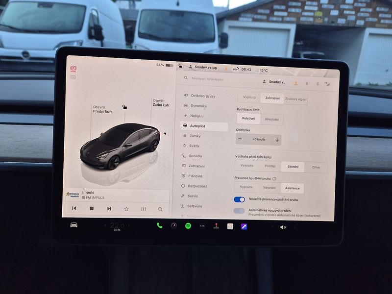 Tesla Model 3 LONG RANGE DUAL MOTOR SOH 94,5 - fotka 24 z 50