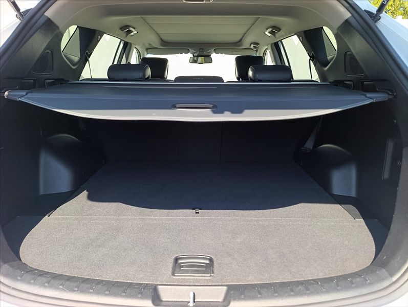Hyundai Santa Fe 2,2 CRDi 4x4 Aut., Navi Kamera - fotka 9 z 45