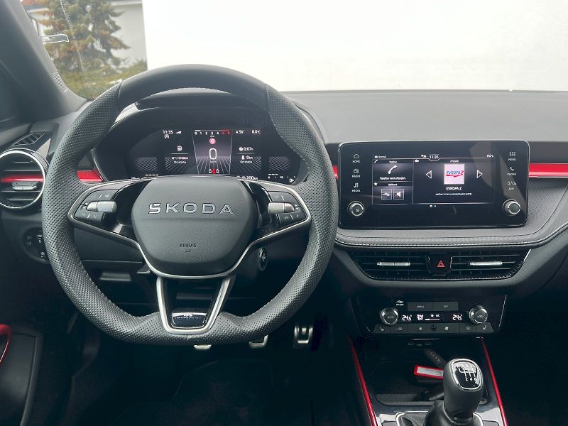 Škoda Fabia (2025) Monte Carlo 1.0 TSI 85 kW 6°ma - fotka 22 z 33