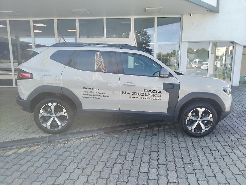 Dacia Duster (2026) JOURNEY hybrid-G 150 4x4 - fotka 2 z 22