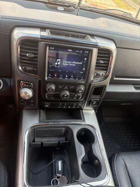 Dodge RAM (2018) DODGE RAM 5,7 HEMI - fotka 10 z 13