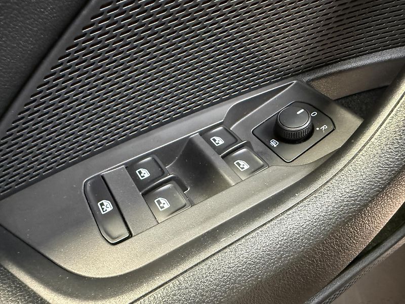 Škoda Octavia 2.0 TDI 85kW Ambition DSG - fotka 10 z 13