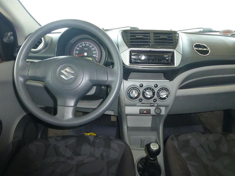 Suzuki Alto (2010) 1,0-50KW**KLIMATIZACE - fotka 15 z 24