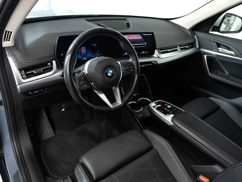 BMW X1 sDrive18d - fotka 11 z 21