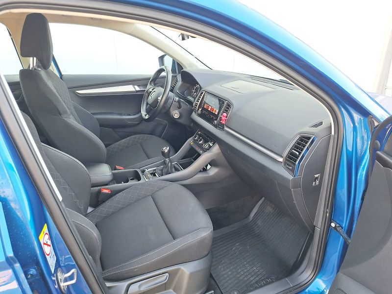 Škoda Karoq (2022) 1.5 TSI / 110 kW / 6MP / AMBIT - fotka 25 z 34