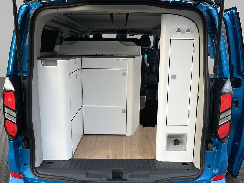 Ford Tourneo Custom (2025) Nugget L1 2.0 ecoblue 125kw, Č - fotka 23 z 30
