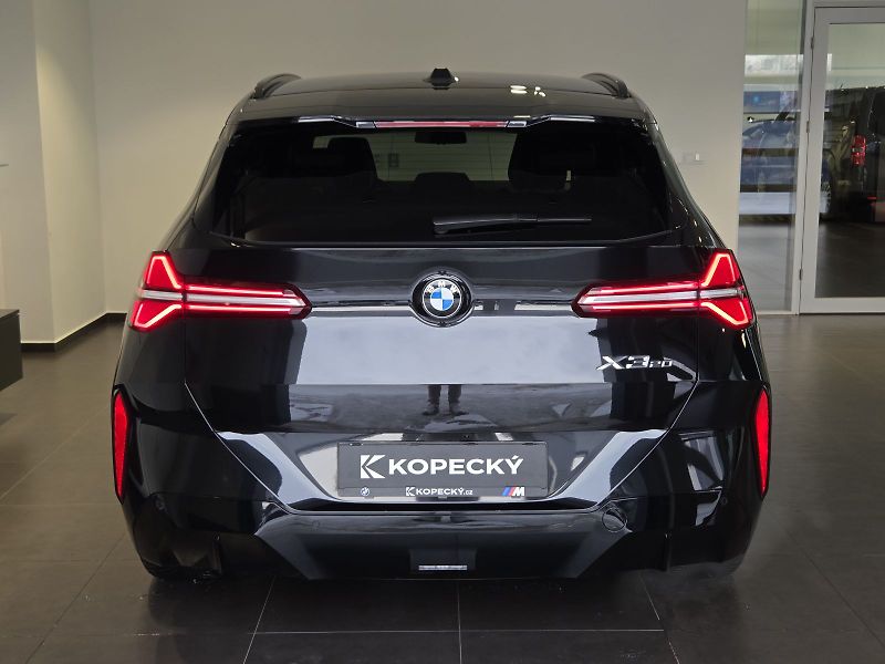 BMW X3 (2025) 20i xDrive M Sport - fotka 5 z 16