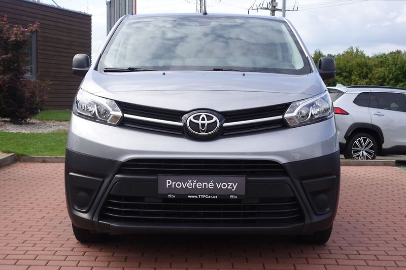 Toyota ProAce Verso 2.0D-4D 180 8AT L2 CrewCab Mul - fotka 2 z 30